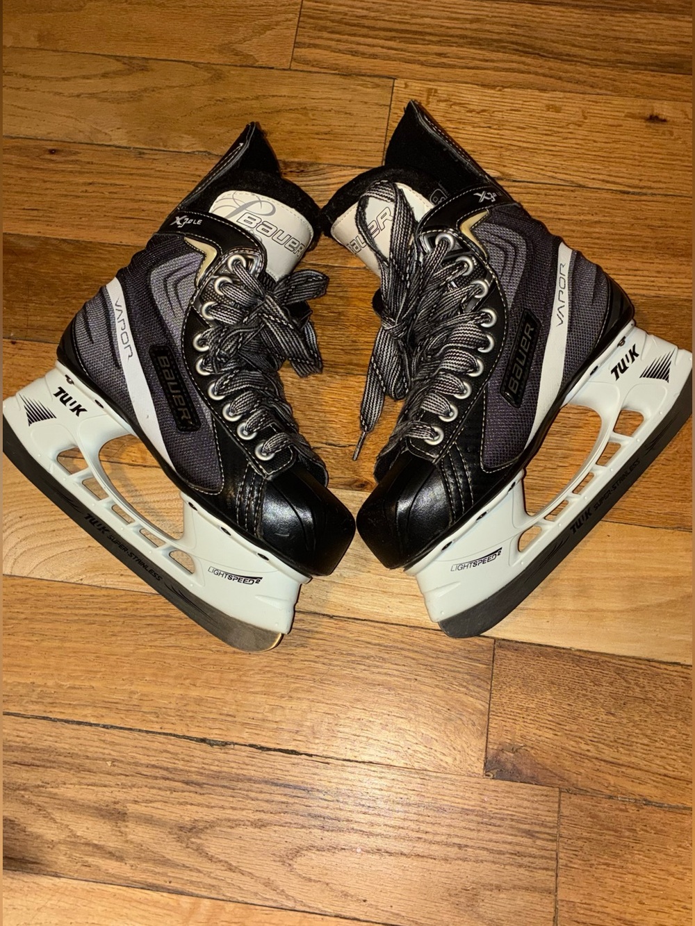 Bauer Vapor X 3.0 LE Junior Ice Skates - Size 4 Childs Pre Owned Hockey GAME